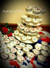 Apple & Red Velvet Cupcakes