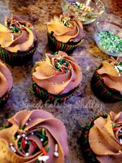 Chocolate Christmas Cupcakes
